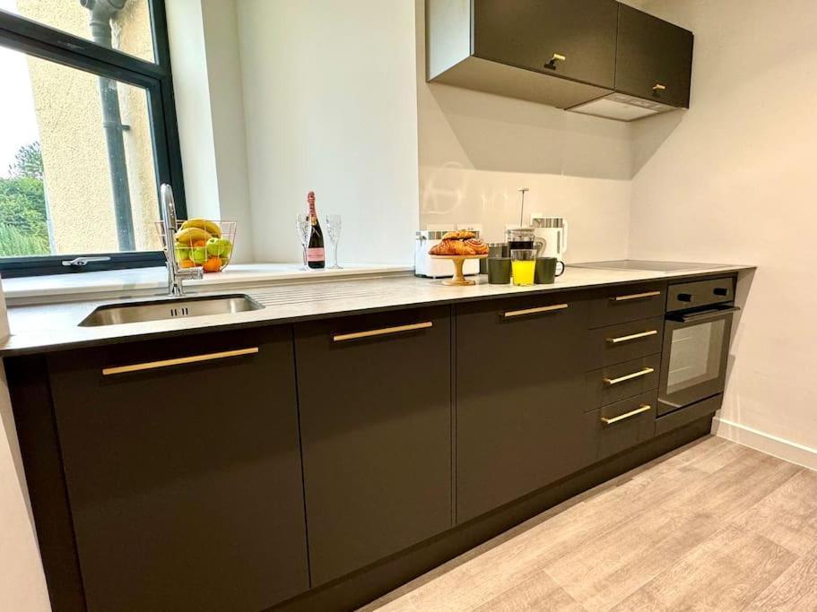 Massive 3 Bedroom - Ground Floor - Near The Beach! Bournemouth Kültér fotó