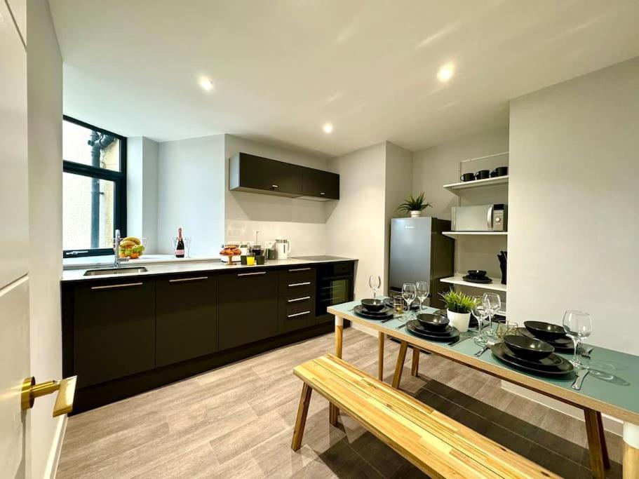Massive 3 Bedroom - Ground Floor - Near The Beach! Bournemouth Kültér fotó