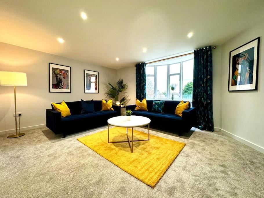 Massive 3 Bedroom - Ground Floor - Near The Beach! Bournemouth Kültér fotó